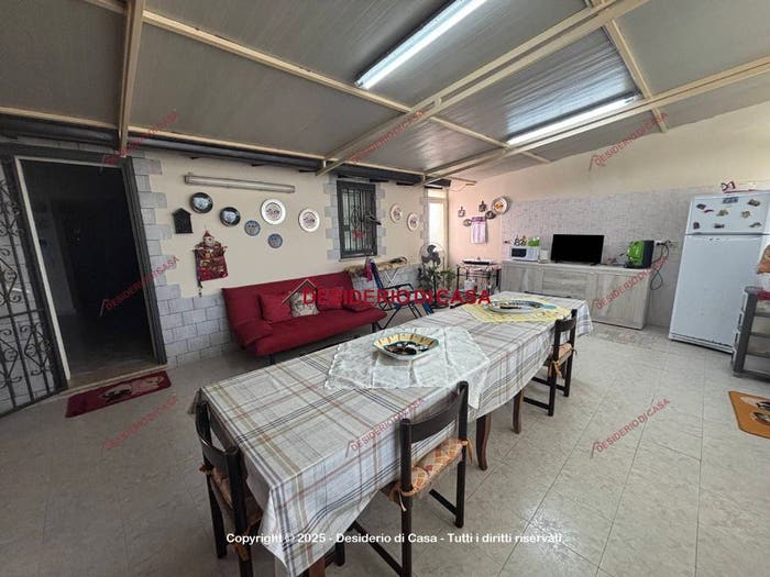 Casa con 6 locali in vendita in Via del Fico d'India, Misilmeri