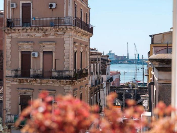 Casa quadrilocale in vendita in Via S Gaetano, Centro Storico, Catania