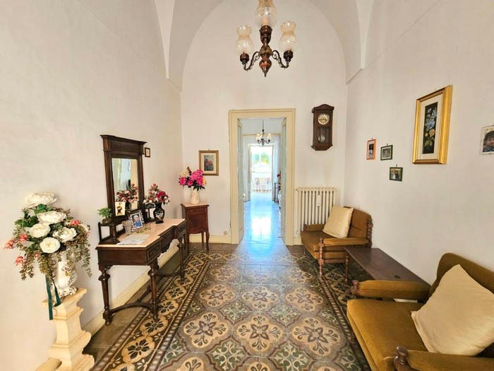 Appartamento con 5 locali in vendita in Via Gorizia, PresicceAcquarica