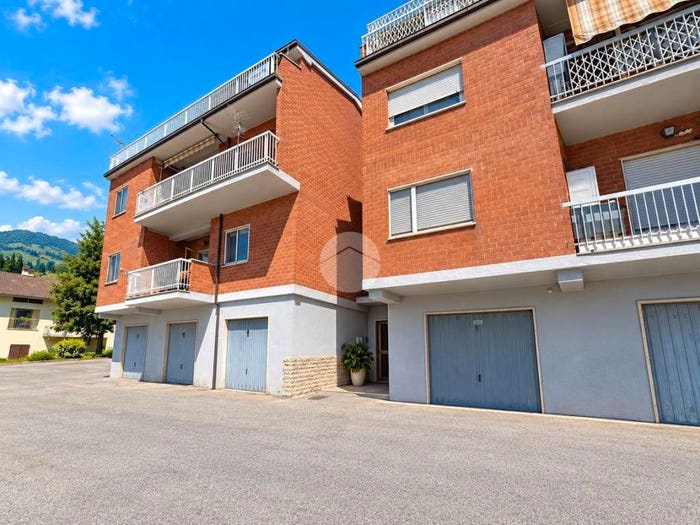 Appartamento quadrilocale in vendita in Via Salaria Antica Est, Pile, L'Aquila