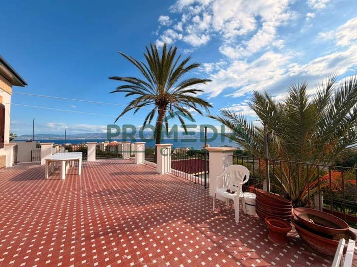 Casa con 6 locali in vendita in Contrada Canale Galati, Galati, Messina
