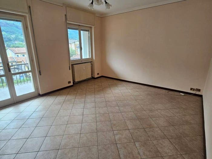 Appartamento trilocale in vendita in Via Monte Grappa, Centro, Omegna