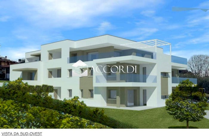 Appartamento quadrilocale in vendita in Via Paolo Veronese, Centro, Conegliano