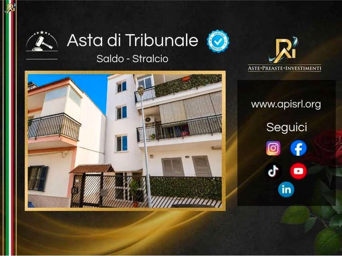 Appartamento trilocale in vendita in Via Giovanni Pascoli, Centro, Casalnuovo di Napoli