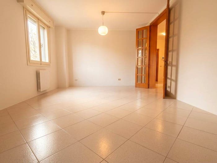 Casa con 5 locali in vendita in Centro, Correggio