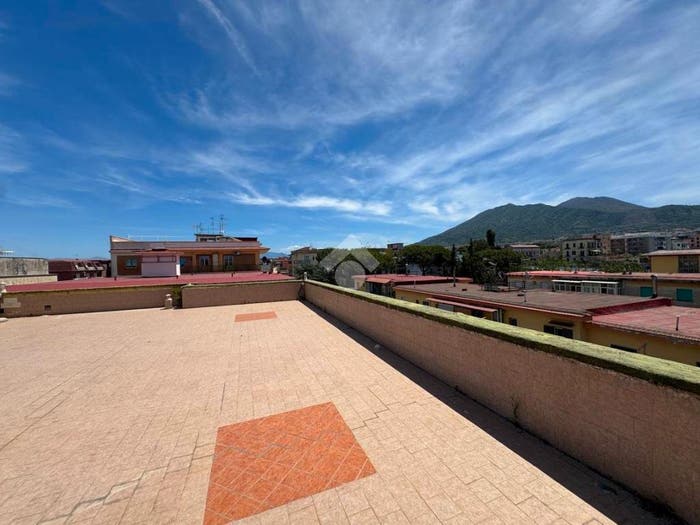 Appartamento trilocale in vendita in Viale Giotto, Centro, Cercola