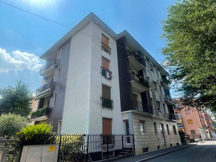 Appartamento trilocale in vendita in Via Armando Diaz, Centro, Nerviano