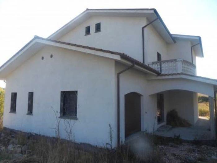 Casa con 6 locali in vendita in via canale dell'onda, Massa, Maratea