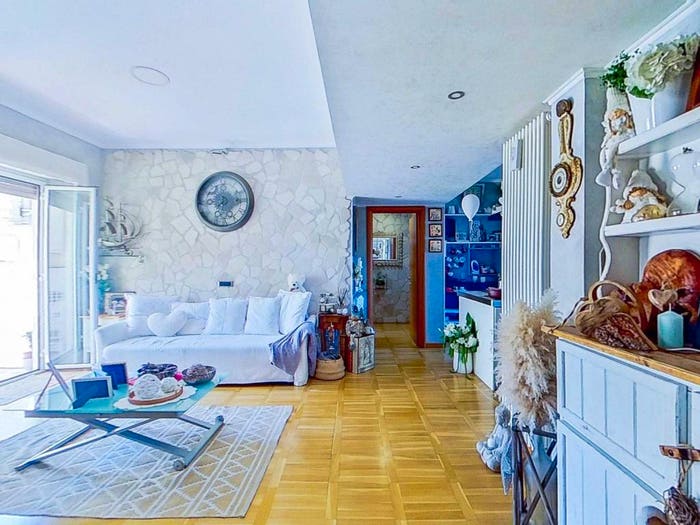 Casa trilocale in vendita in Viale Vasco De Gama, Ostia Ponente, Roma