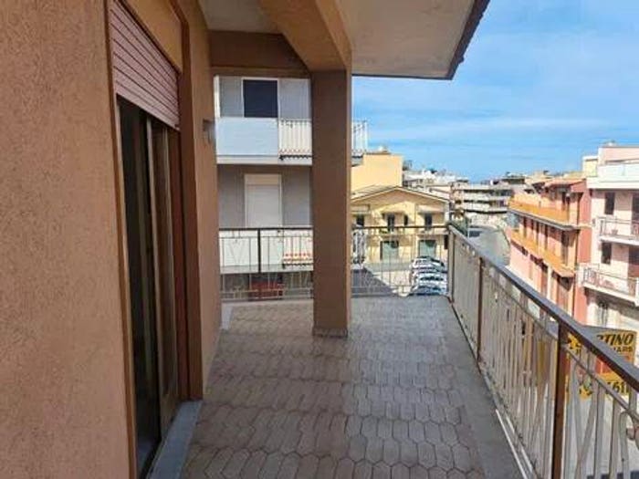 Appartamento quadrilocale in vendita in Via Focea, Lentini