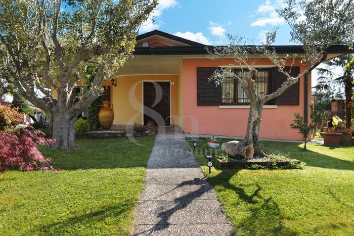 Casa con 6 locali in vendita in Via Milano, Cantarana, Cona