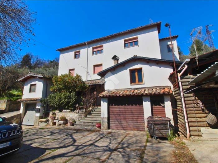 Casa quadrilocale in vendita in loc monterocco, Ascoli Piceno