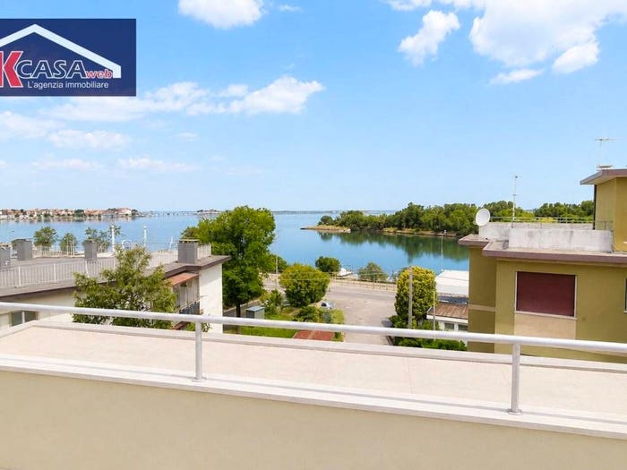 Appartamento bilocale in vendita in Viale Argine Moreri, Centro, Grado