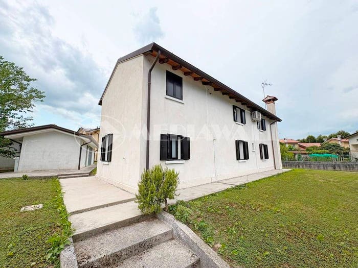 Casa con 5 locali in vendita in Via Borgo San Giovanni, Centro, Cinto Caomaggiore