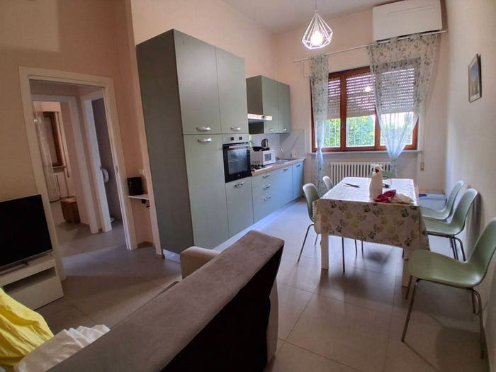 Appartamento quadrilocale in vendita in Via Vecchi Pardini, Sant'Anna, Lucca