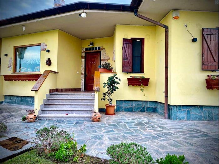 Casa con 6 locali in vendita in via del fosso, Borgo San Michele, Latina