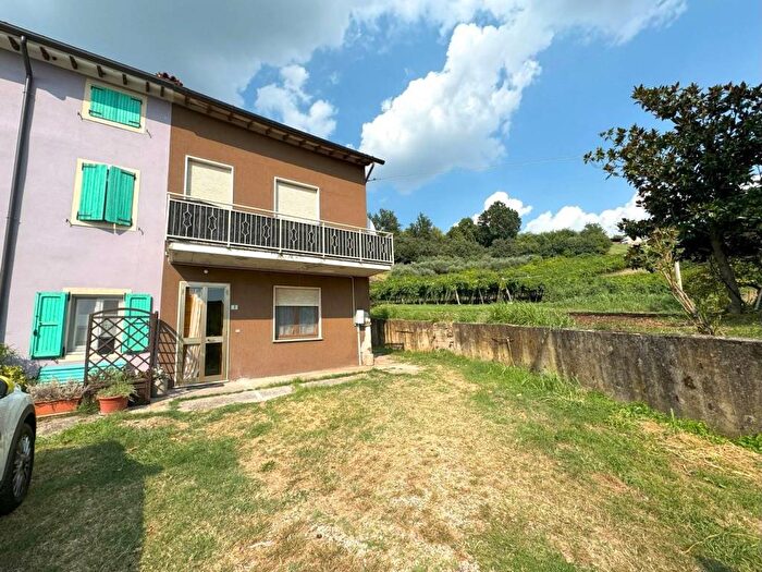 Casa trilocale in vendita in Via Piazza Terrossa, Terrossa, Roncà