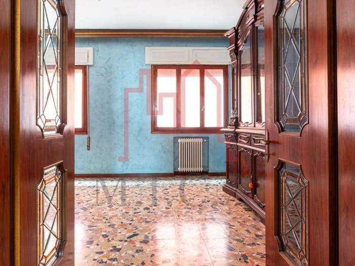 Appartamento con 5 locali in vendita in Centro Storico, Chioggia