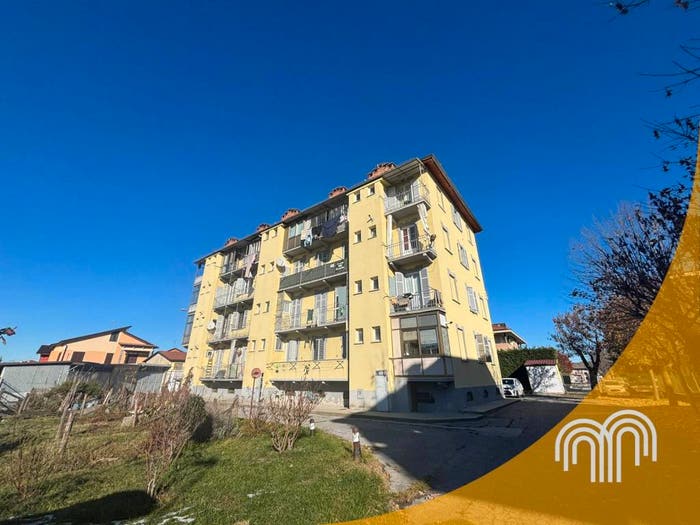 Appartamento trilocale in vendita in Via Bra, Via Cuneo Tiro a Segno, Mondovì
