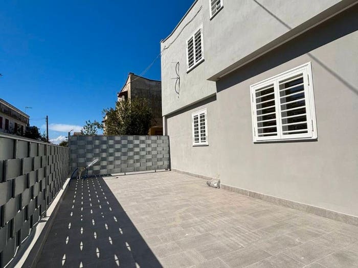 Appartamento con 5 locali in vendita in Via Ugo Foscolo, Baia Verde, Castel Volturno