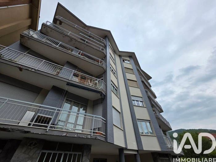 Appartamento quadrilocale in vendita in Via Via Roma, Centro, PontCanavese
