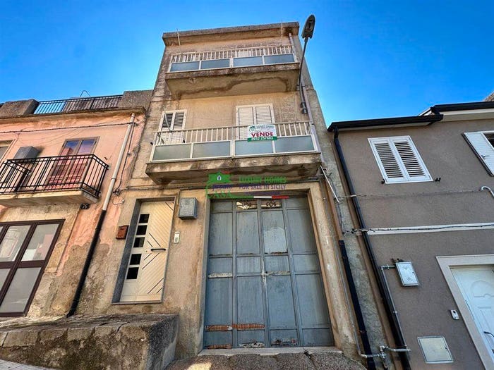 Casa bilocale in vendita in Via Principessa Maria del Belgio, Monterosso Almo