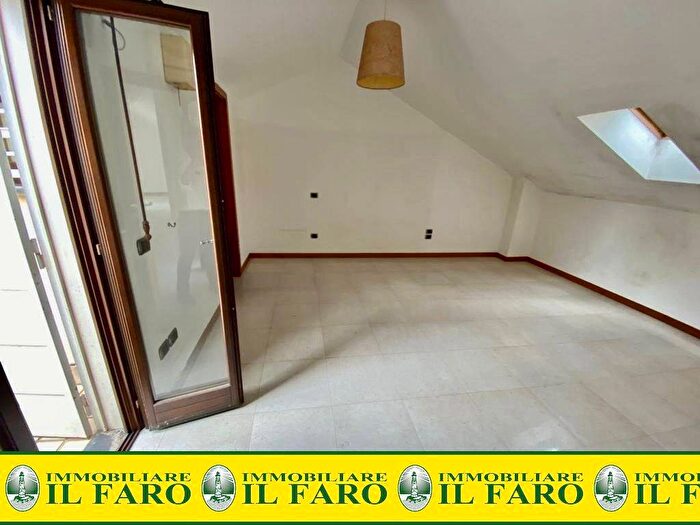 Appartamento trilocale in vendita in Via Aniello Palumbo, Maristi Ospedale, Giugliano in Campania
