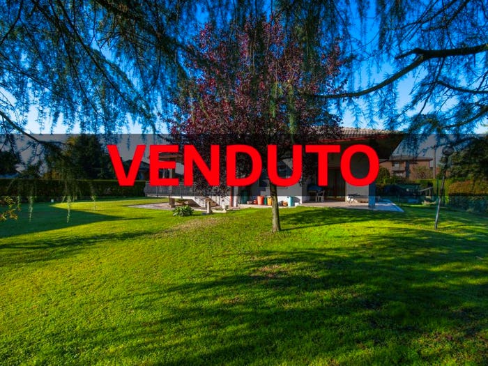 Casa con 6 locali in vendita in Via Oberdan, Beccacivetta Azzano, Castel d'Azzano