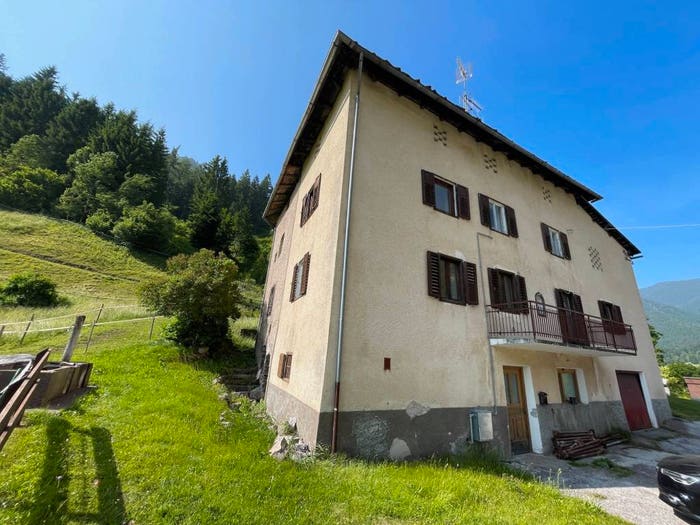 Casa in vendita in Via Villaggio, Bedollo