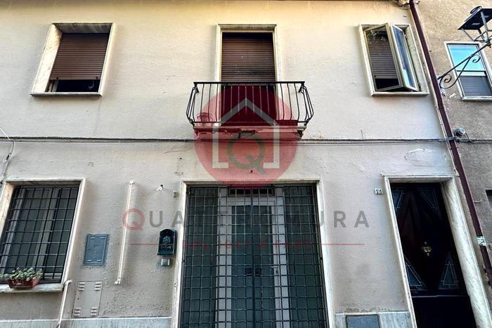 Appartamento con 5 locali in vendita in via Cavour, Centro Storico, Fano
