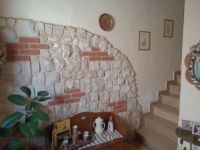 Casa con 6 locali in vendita in castello, Centro, Gallicano