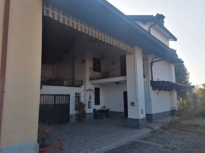 Casa in vendita in Via Roma, Centro, Crespiatica