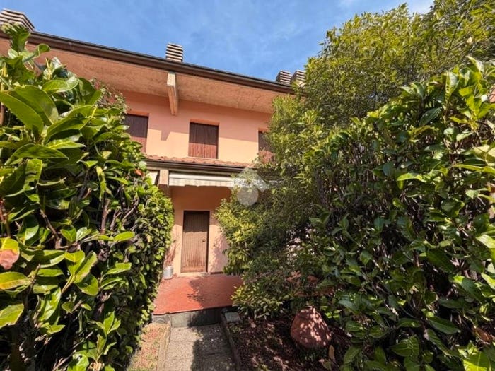 Casa quadrilocale in vendita in Via fontana anna, Centro, Traversetolo