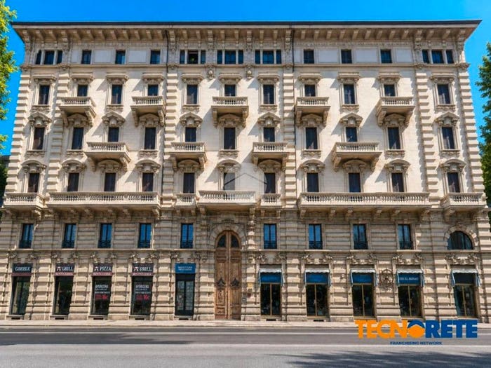 Appartamento con 6 locali in vendita in Viale S Bartolomeo, Canaletto, La Spezia