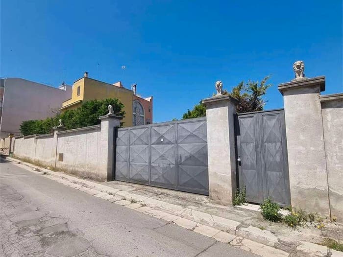 Casa con 6 locali in vendita in Centro, Canosa di Puglia
