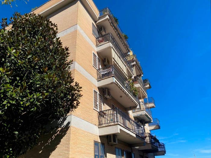 Appartamento trilocale in vendita in Via Salvatore d'Amelio, Baldo degli Ubaldi, Roma