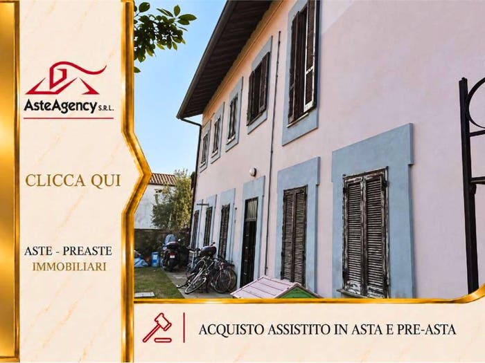 Appartamento bilocale in vendita in Via Fiume, Centro, Ferno