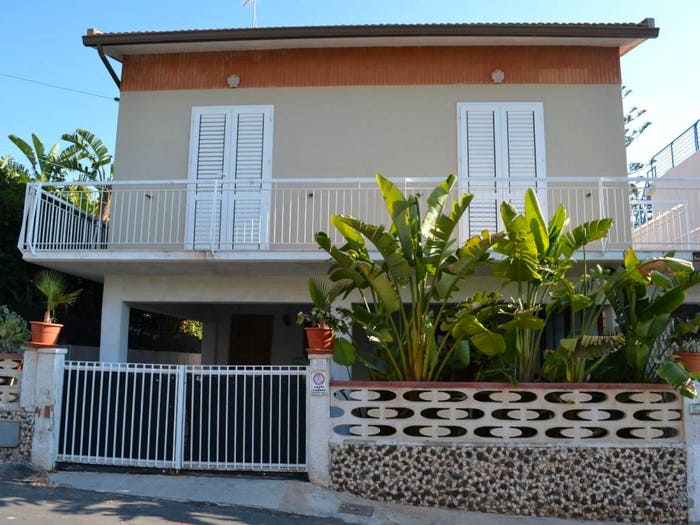 Casa con 6 locali in vendita in Strada delle Magnolie, Lido Di Noto, Noto