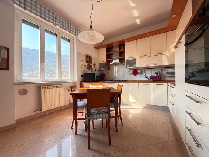 Appartamento trilocale in vendita in Via Neghelli, Fenarina Via Neghelli Collina di Ponente, Alassio