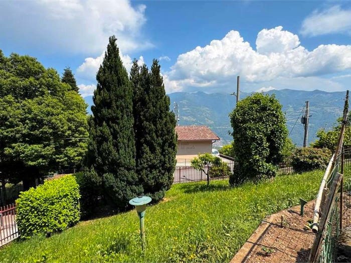 Appartamento bilocale in vendita in via don angelo cocchetti, Rogno