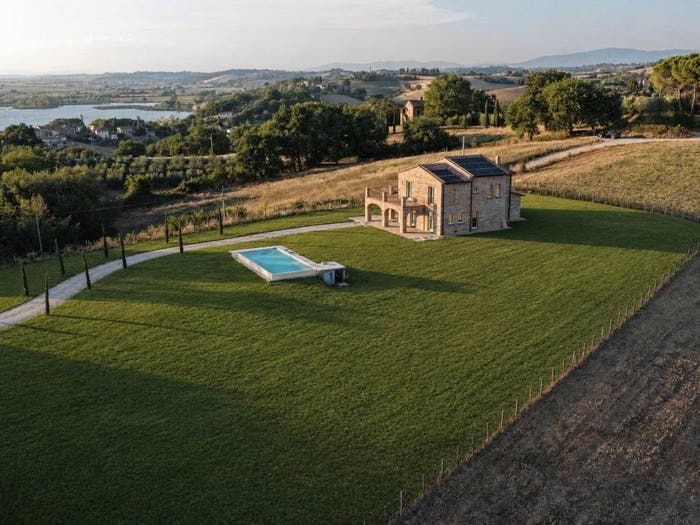 Casa con 6 locali in vendita in Via Binami, Binami, Castiglione del Lago