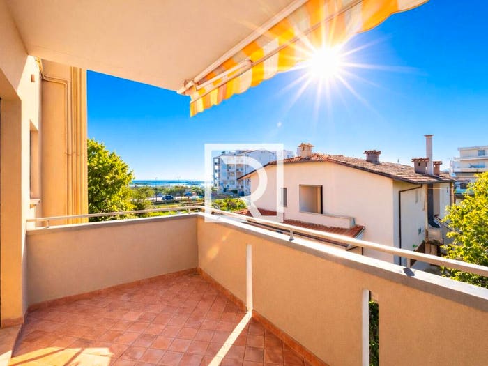 Appartamento trilocale in vendita in Lido di Savio Lido di Classe, Ravenna