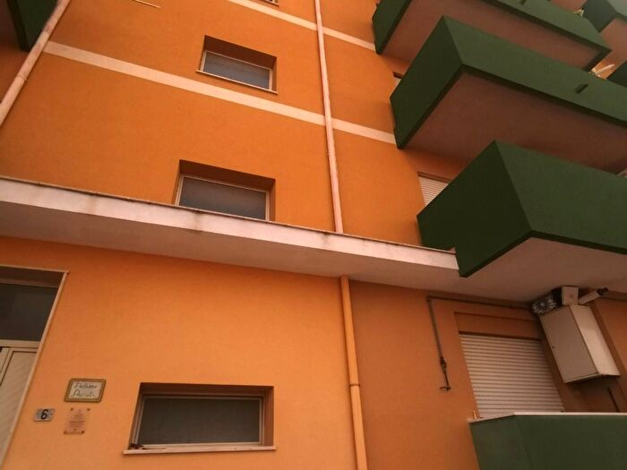 Appartamento con 8 locali in vendita in Via Vincenzo Giacalone, Marsala