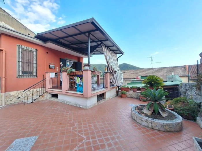Appartamento trilocale in vendita in Via Giovanni Siani, Centro, Cava de' Tirreni