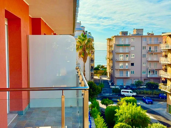 Appartamento bilocale in vendita in Viale della Repubblica, Centro, Pietra Ligure