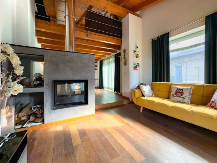 Casa trilocale in vendita in via achille piazzi, Centro, Angera