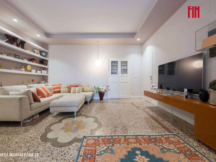Appartamento trilocale in vendita in via Vincenzo Ricci, San Vincenzo, Genova
