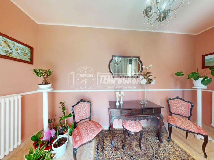 Appartamento con 6 locali in vendita in Via Giosuè Carducci, Maglie