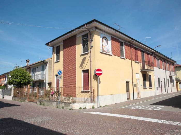 Casa con 5 locali in vendita in Bubbiano