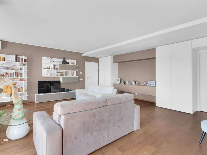 Appartamento quadrilocale in vendita in Via Gioacchino Rossini, Sacro Cuore, Novara